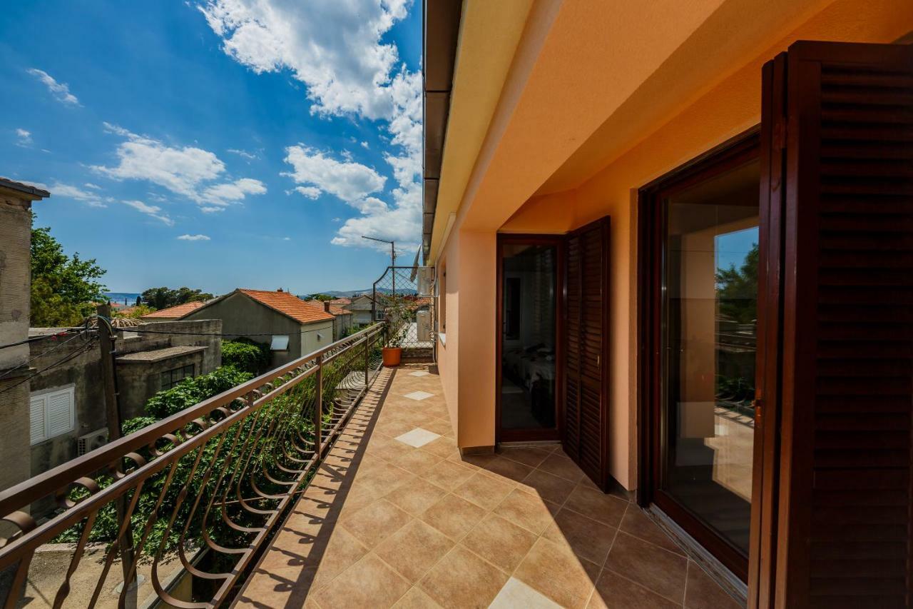 Two Beautiful Near The Sea Apartment