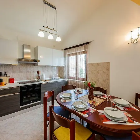 Two Beautiful Apartments Near The Sea Kastela Exterior photo