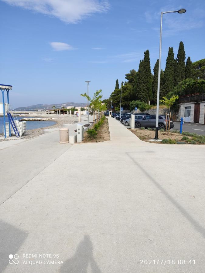 Two Beautiful Near The Sea Apartment *