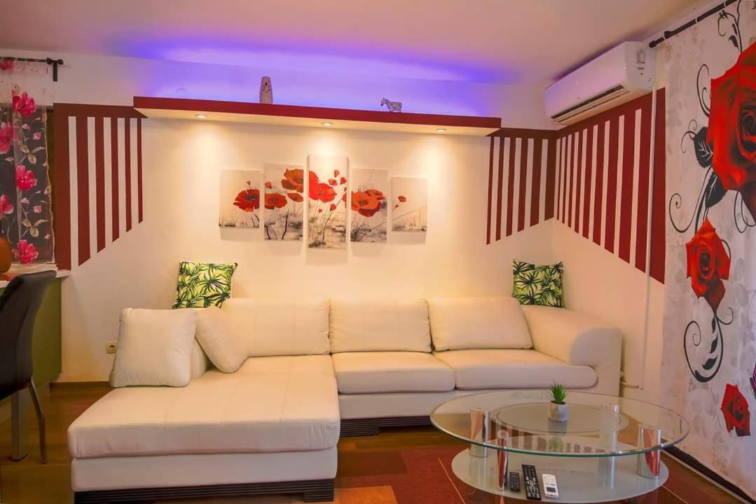 Apartment Two Beautiful Near The Sea